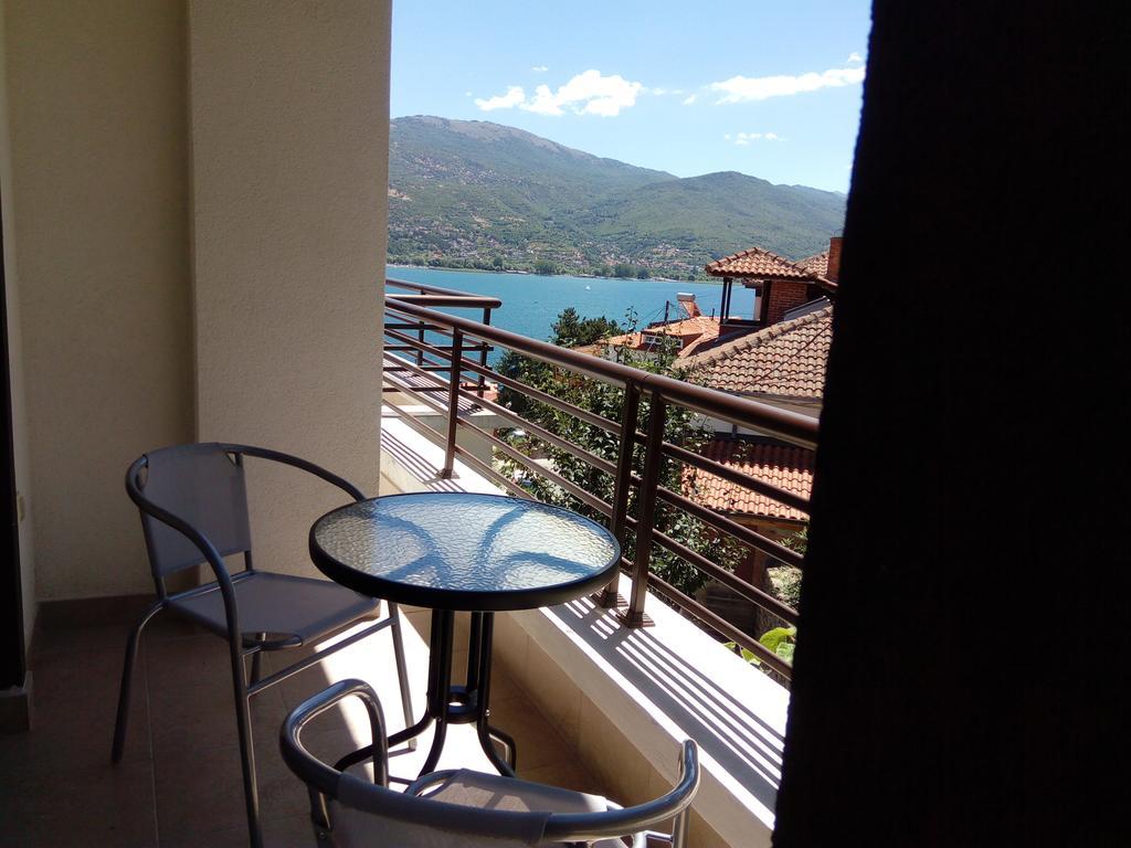 Grigor Prlichev Apartments Ohrid Extérieur photo