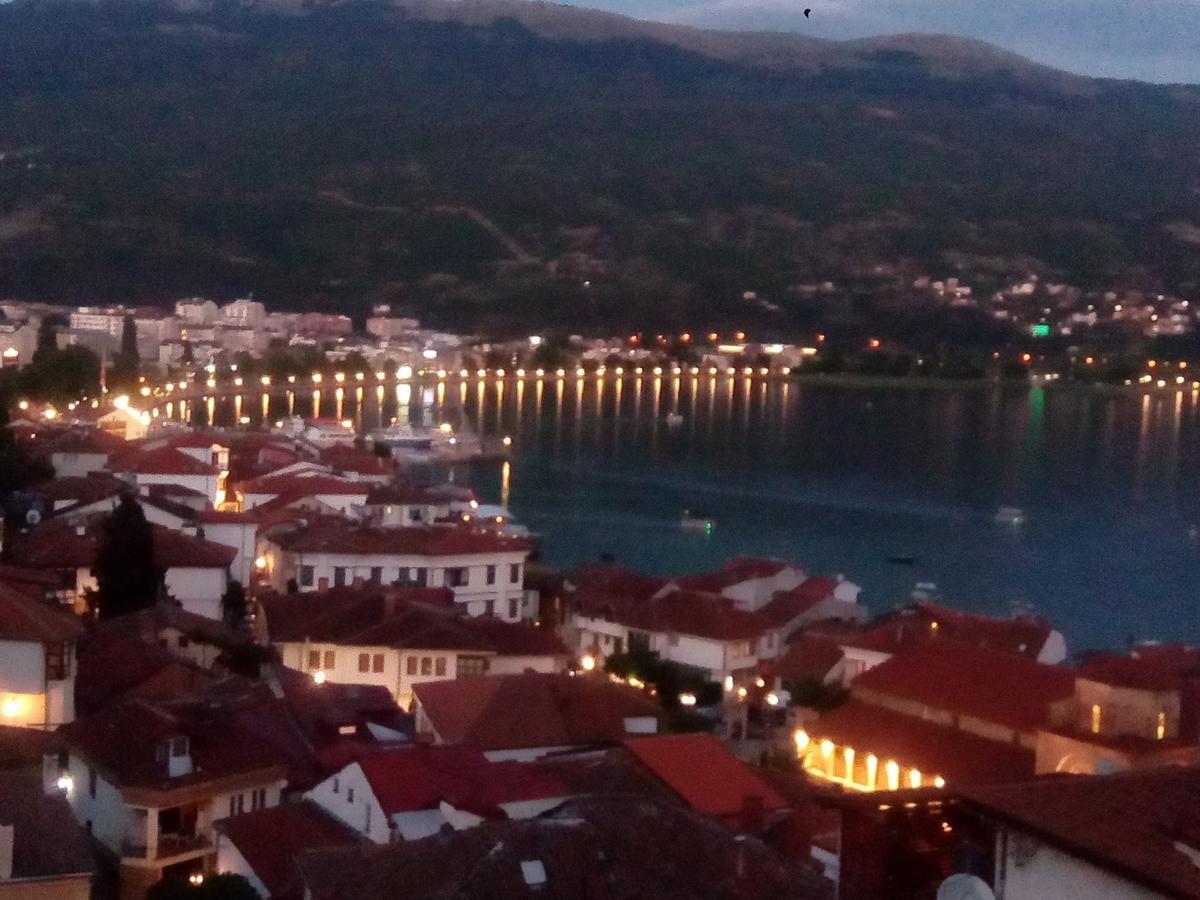 Grigor Prlichev Apartments Ohrid Extérieur photo